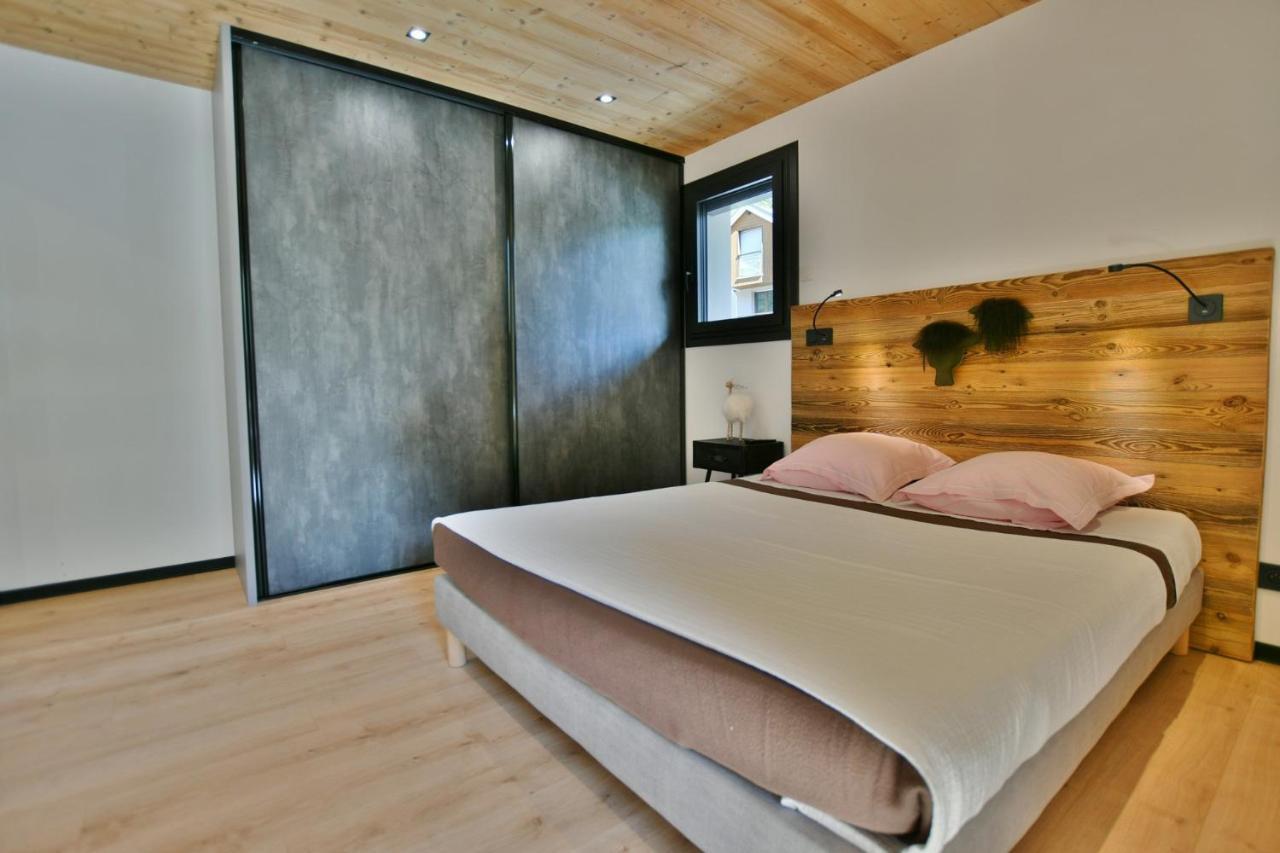 Bel Appartement Centre De Thones Lumineux Et Spacieux Neuf Eksteriør billede