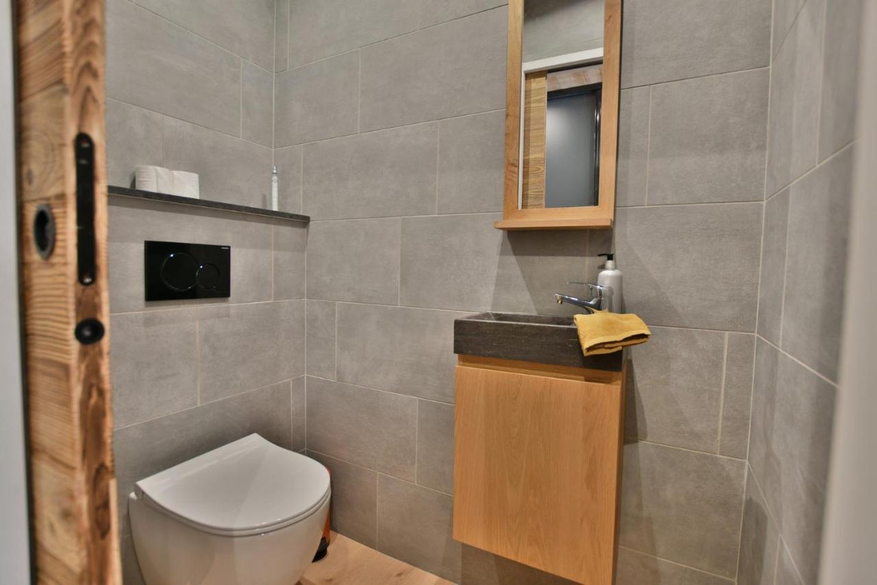 Bel Appartement Centre De Thones Lumineux Et Spacieux Neuf Eksteriør billede