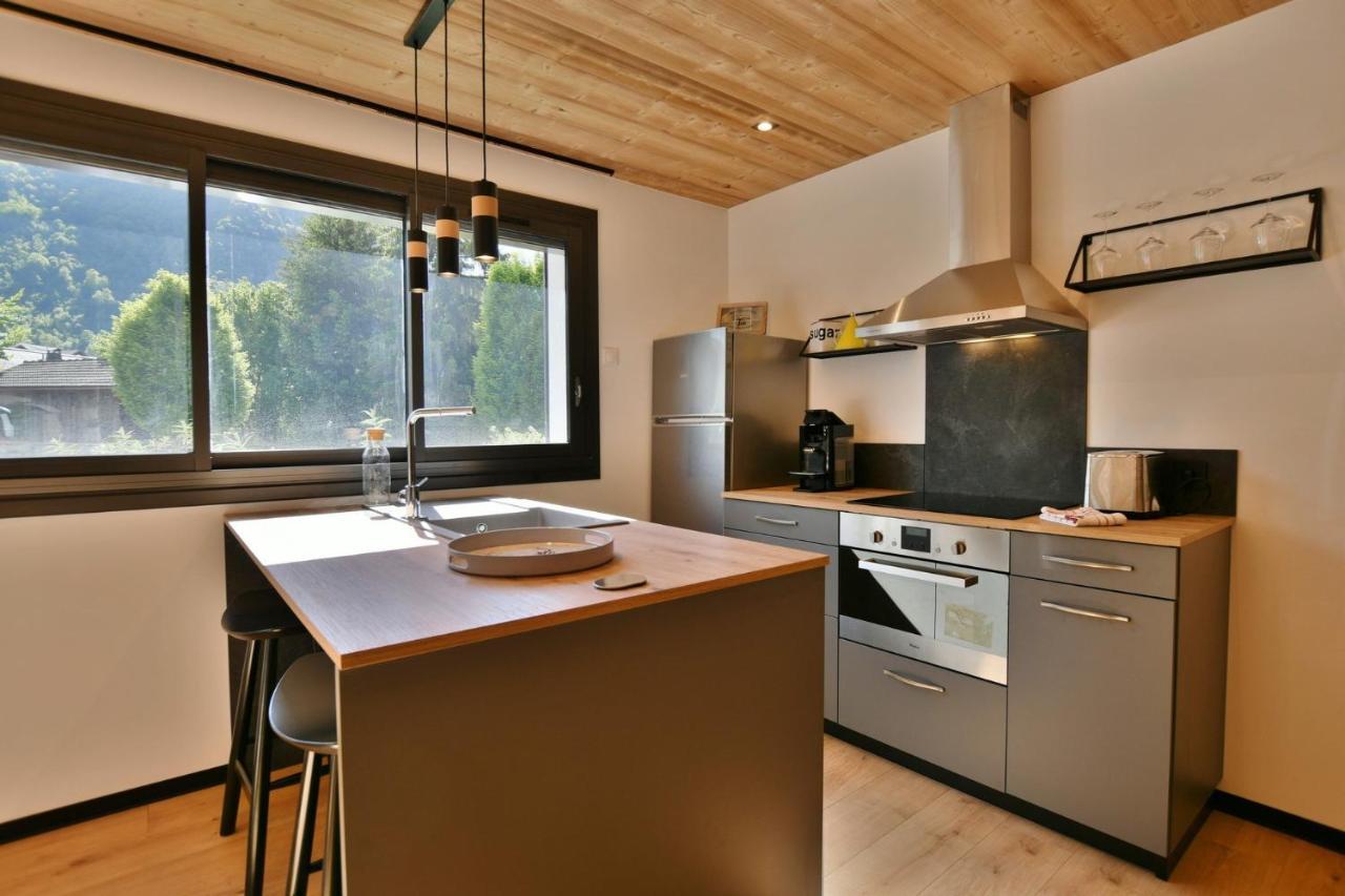 Bel Appartement Centre De Thones Lumineux Et Spacieux Neuf Eksteriør billede